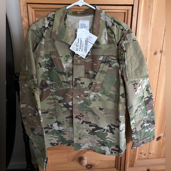 Other - Female Military OCP Blouse size 33 Short